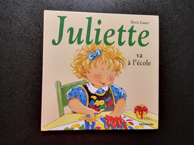 Juliette va à l'école